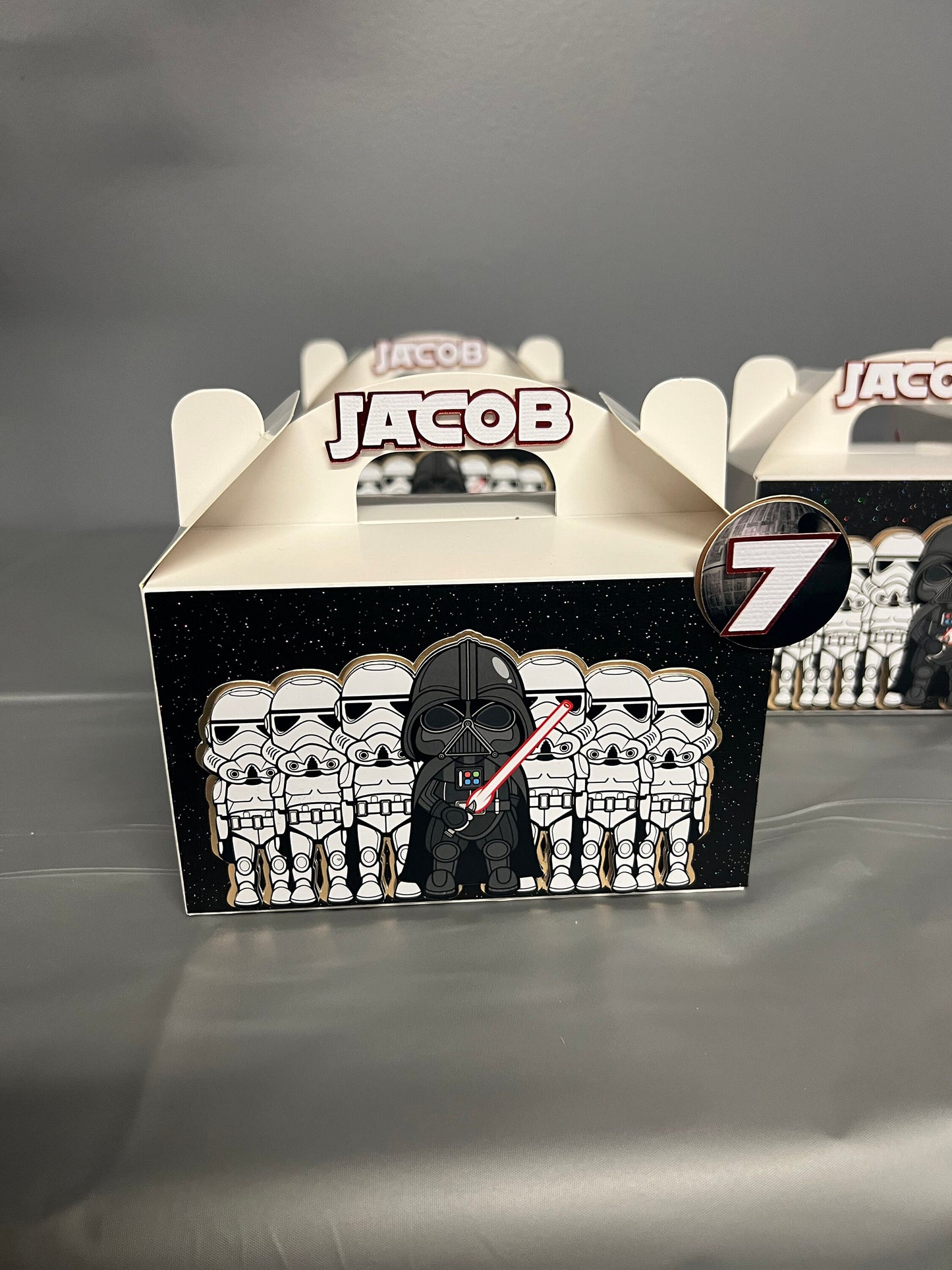 Star Wars Favor Box, Darth Vader Candy Box, Disney Party Decorations, Star Wars Decor, Yoda Goodie Box, Lightsaber Birthday Party